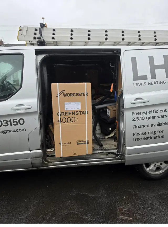 Worcester Bosch Greenstar 4000 ready for installation